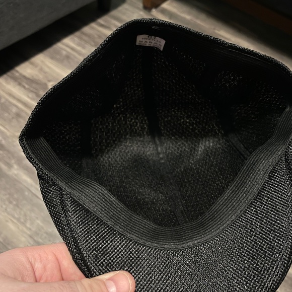 Golf hat - Picture 2 of 3